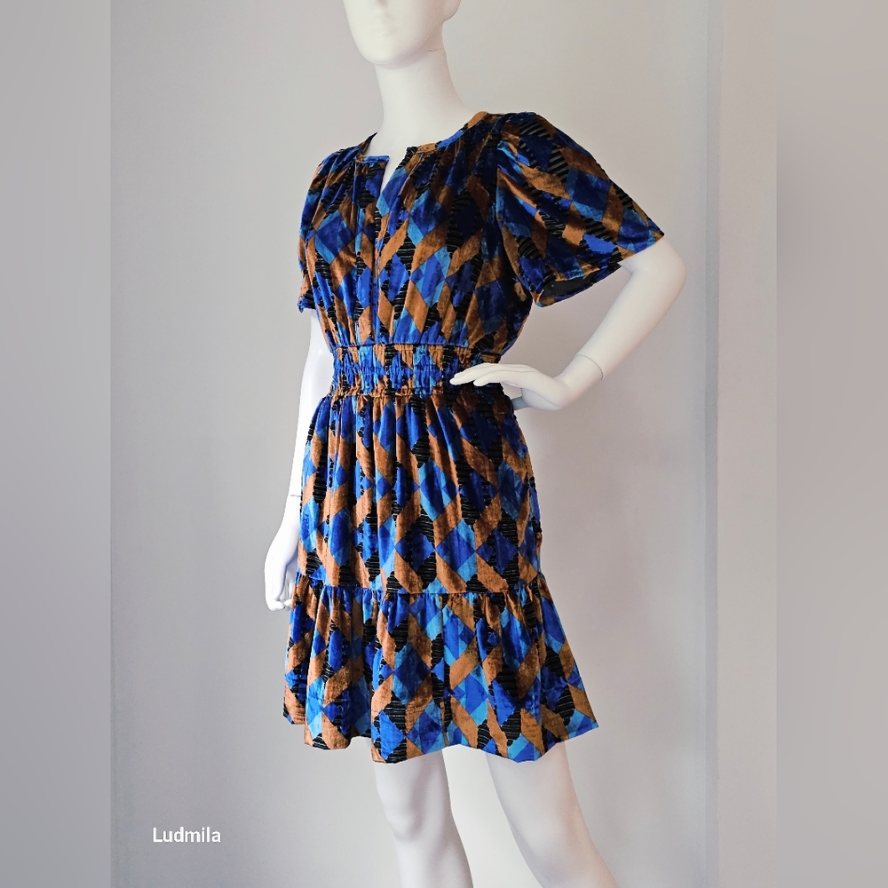 ANTHROPOLOGIE Women's Size M Velour Short Dress - Picture 4 of 11